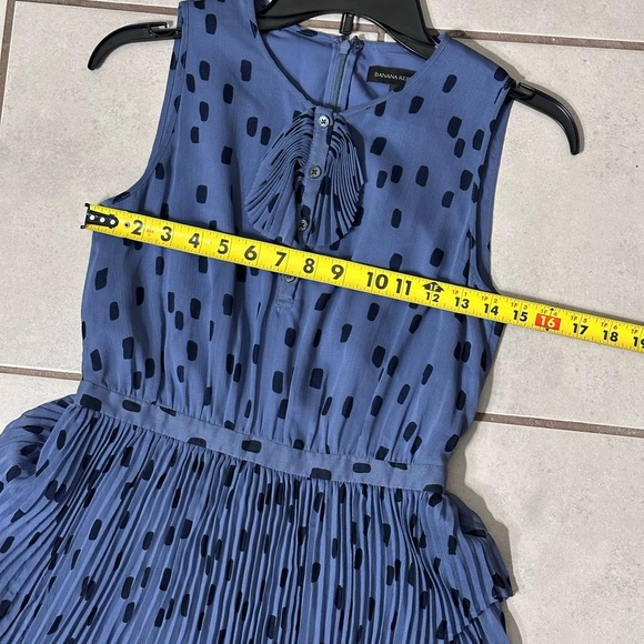 Banana Republic Women Blue Polka Dot Sleeveless Dress Chiffon size 0 - Picture 8 of 8